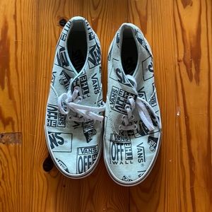 Vans turquoise and blue sneakers (size: 7 1/2)